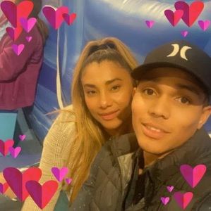 Meet your Posher, Deysi